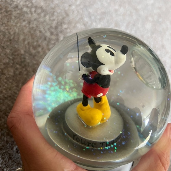 Snow globe - Picture 3 of 5